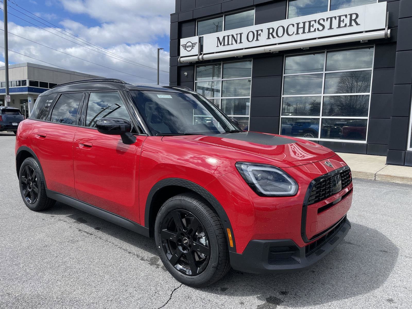 2026 MINI COUNTRYMAN OXFORD EDITION in Chili Red II — front three-quarter view