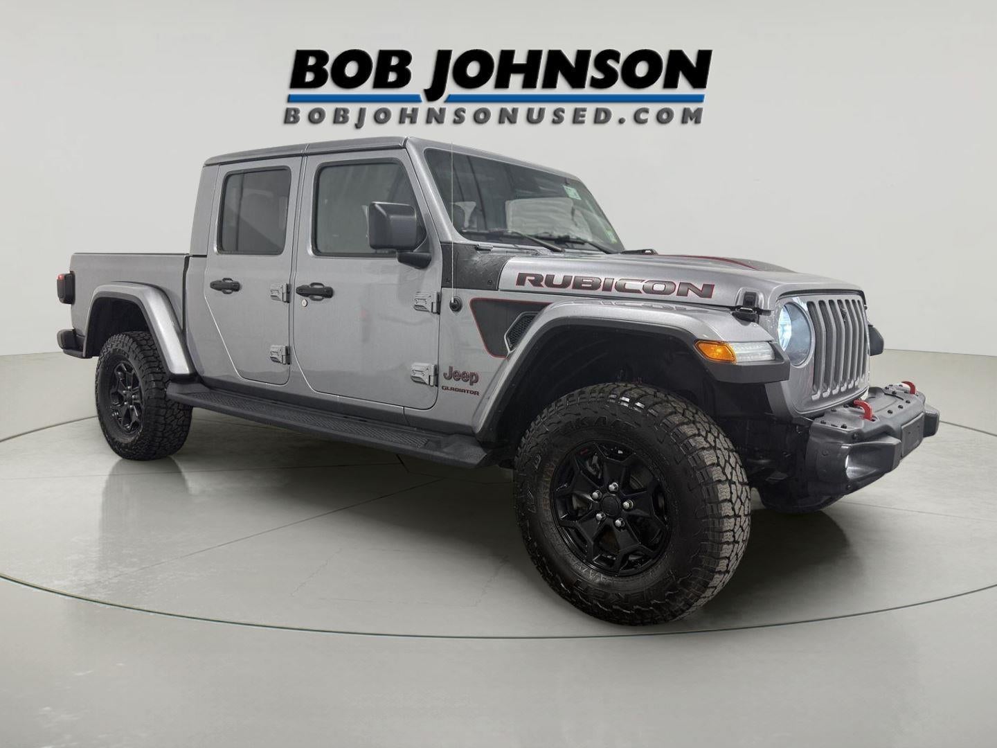 2020 Jeep Gladiator Rubicon 4x4 in Billet Silver Metallic Clearcoat — front three-quarter view