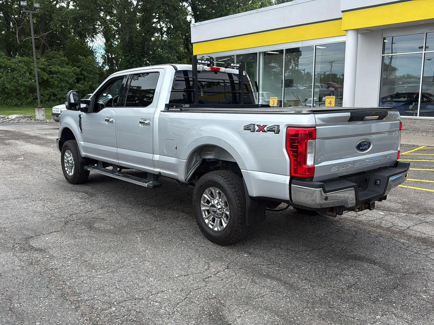 2018 Ford F-250 — detail view
