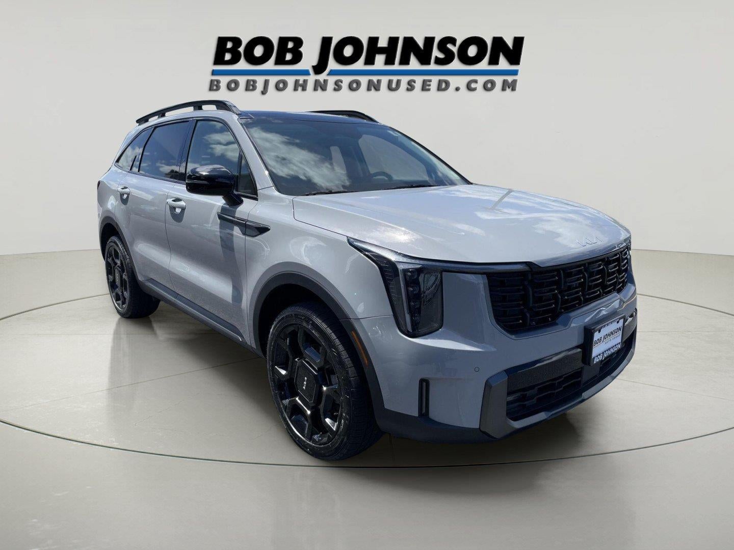 2024 Kia Sorento X-Line EX in Wolf Gray — front three-quarter view