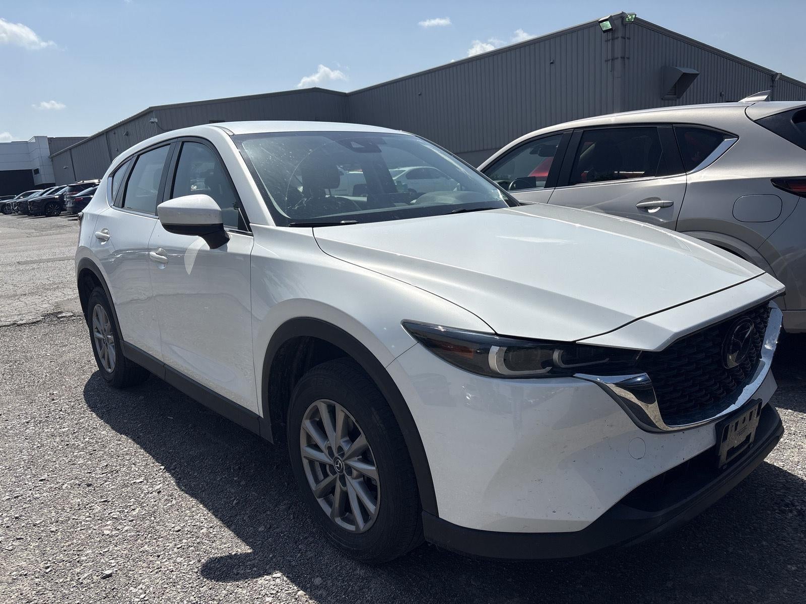 2023 Mazda Mazda CX-5 2.5 S in Rhodium White Metallic — front three-quarter view